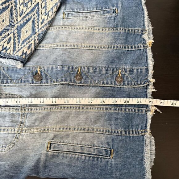 Artisan De Luxe Jean Jacket Womens Sz S Blue Embroidered Sleeve Denim Boho Fest - Picture 11 of 11